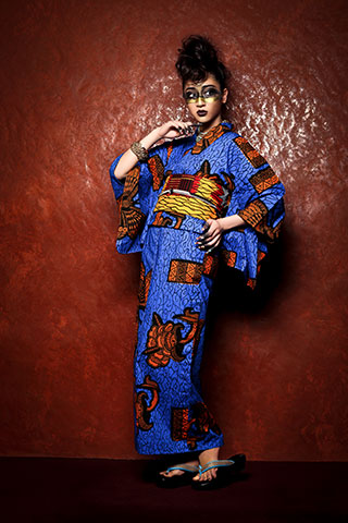 アフリカ系フランス人アーティストが提案するブランド。プリミティブな模様や鮮やかな色がモダンでアート。洗練された完成度の高いきものになりました。